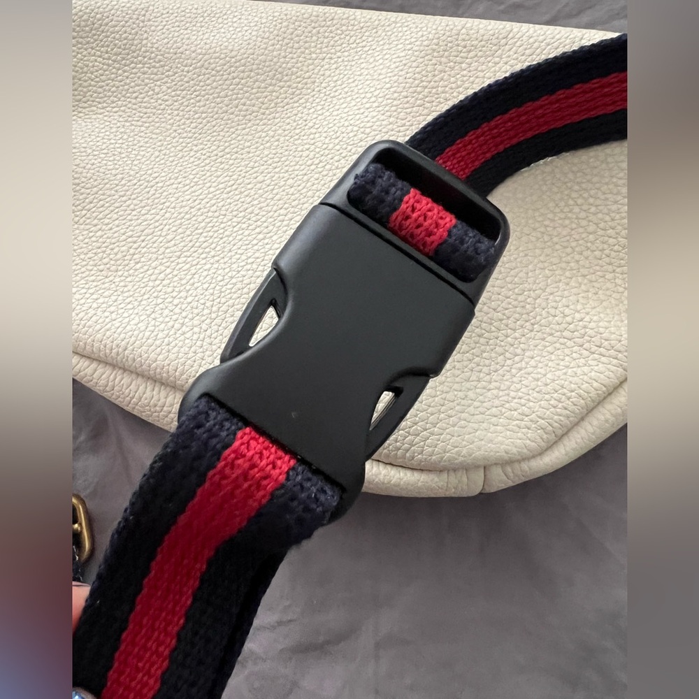 👑✅PRICE FIRM✅👑Gucci Small White Waist Bum Bag. NWOT - Picture 12 of 17